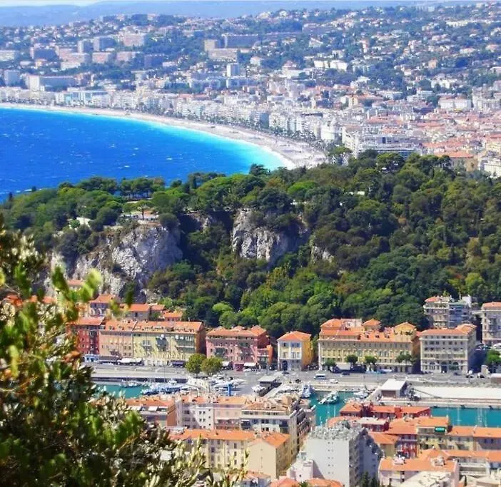 Bd Grosso Apt 4 Prs, 300M Plage, Clim, Parking Nice Apartment